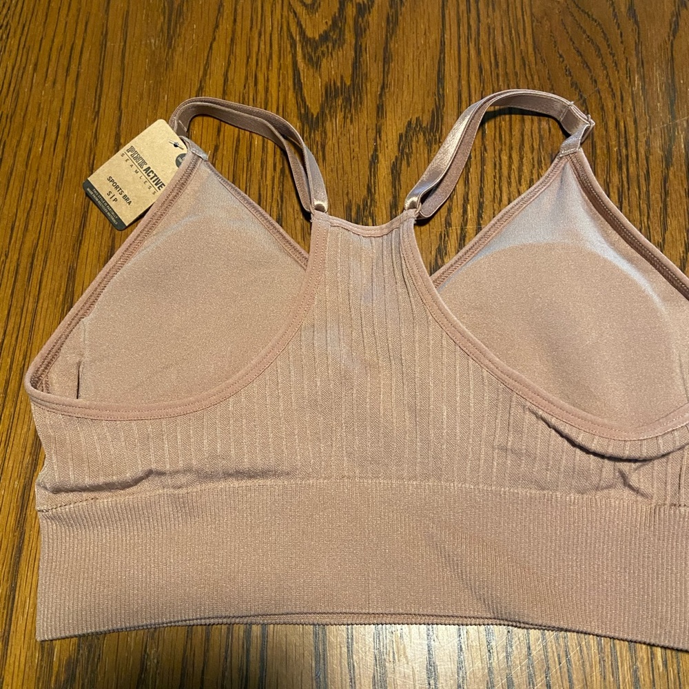 VS Pink sports bra